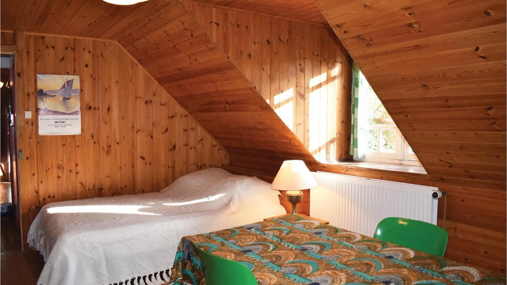 Cozy Home In Plourivo With Kitchen Lanleff 0*,